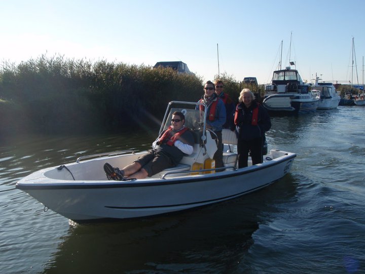 powerboat hire poole